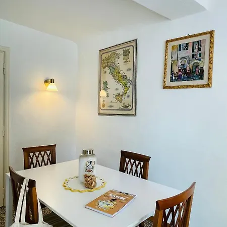 Apartment Pisolino House Lucca